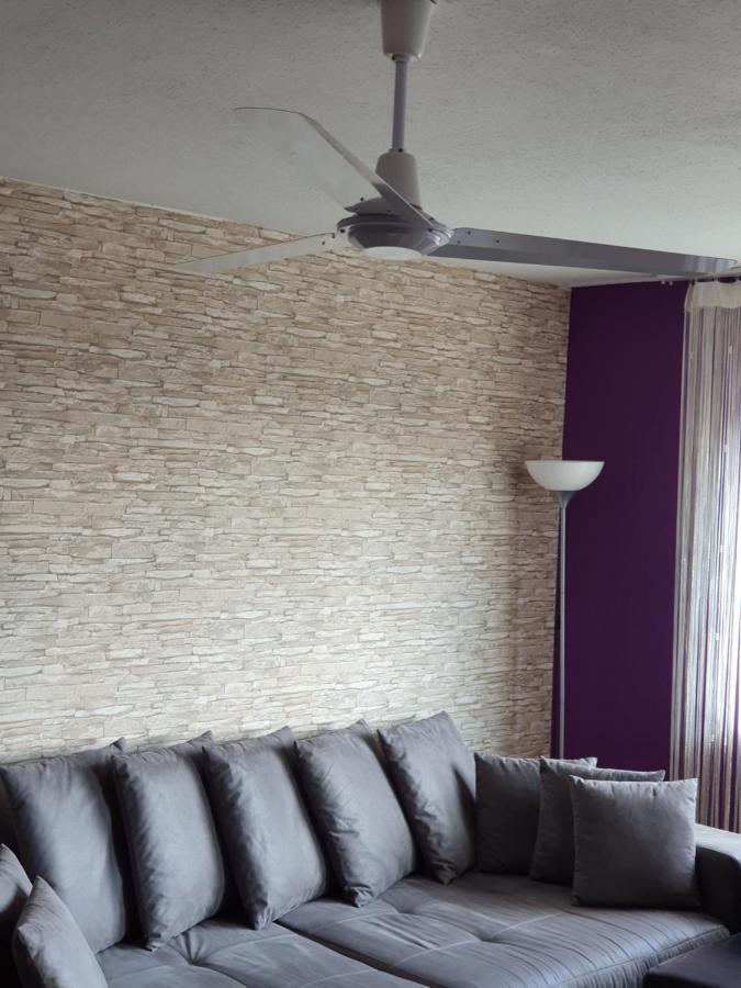 Penthouse "Marc Aurel" - Greatview, Wifi & Netflix Lejlighed Schweinfurt Eksteriør billede