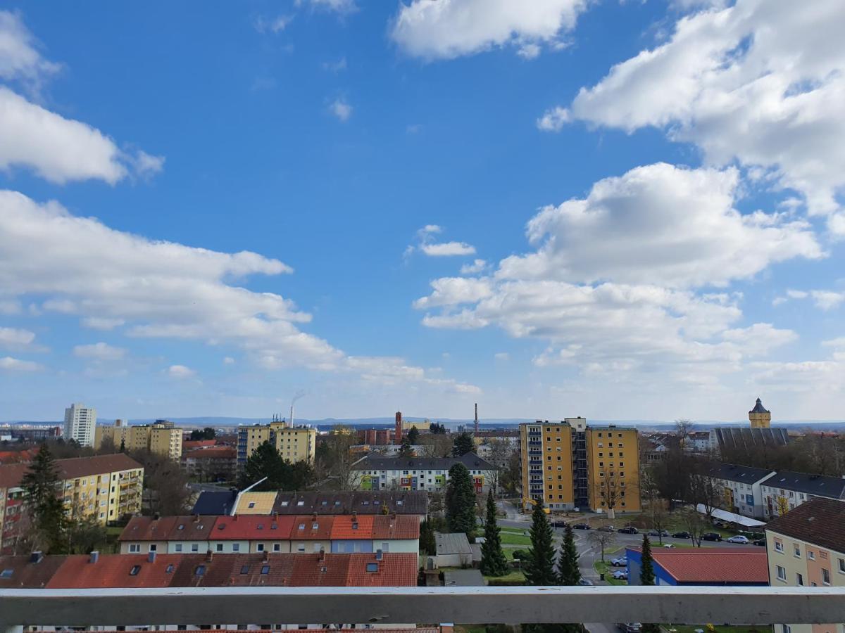 Penthouse "Marc Aurel" - Greatview, Wifi & Netflix Lejlighed Schweinfurt Eksteriør billede